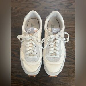 Nike Women's Cream Sneakers